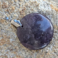 Pendentif en améthyste