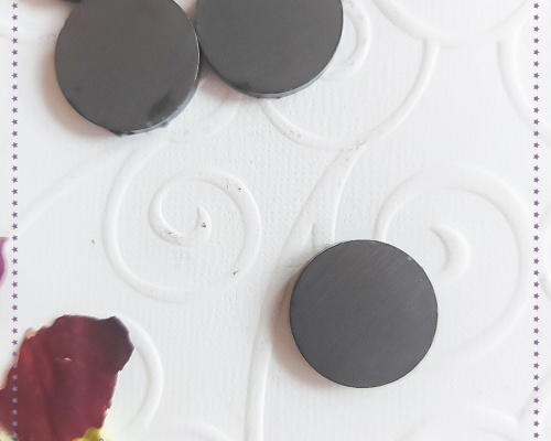 Disque magnétique pour athamé