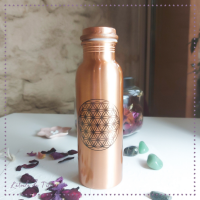 Bouteille en cuivre fleur de vie