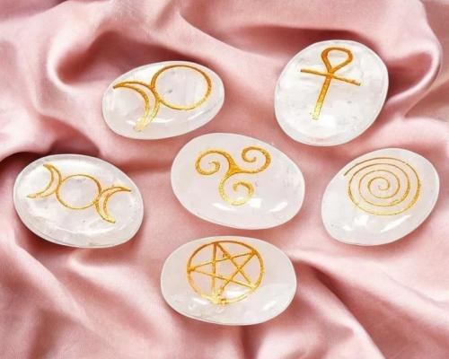 Runes wiccan